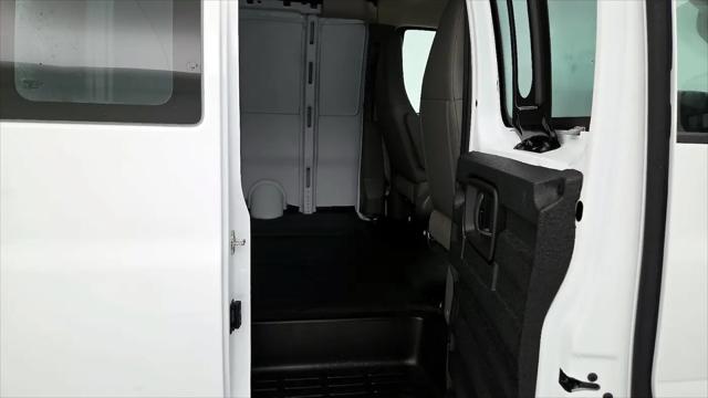 2025 Chevrolet Express Cargo Van RWD 2500 Regular Wheelbase WT