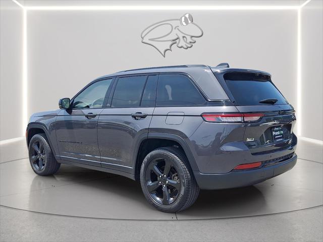 2023 Jeep Grand Cherokee Limited 4x4 2023 Jeep Grand Cherokee Limited 4x4