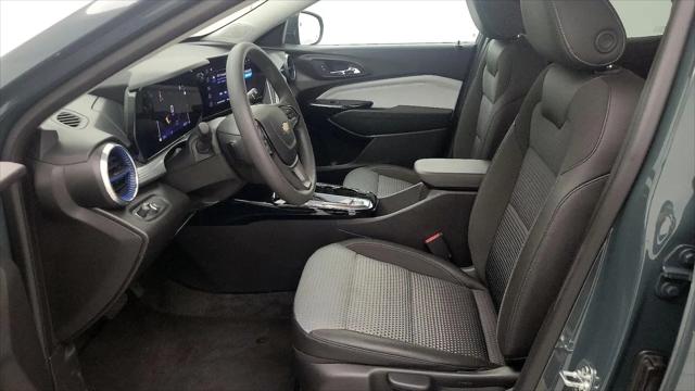 2025 Chevrolet Trax FWD LT