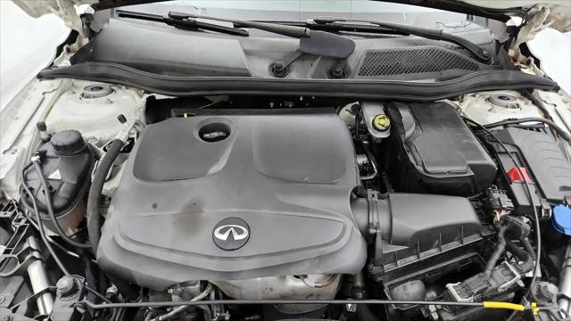 2018 INFINITI QX30 SPORT