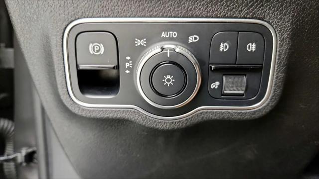 2022 Mercedes-Benz GLB GLB 250