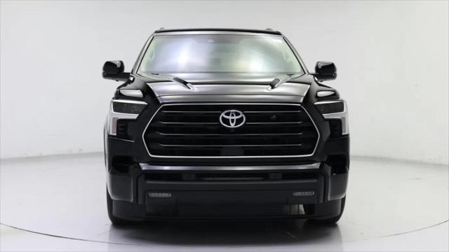 2024 Toyota Sequoia SR5