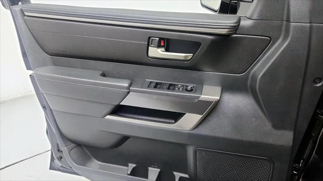 2024 Toyota Sequoia SR5