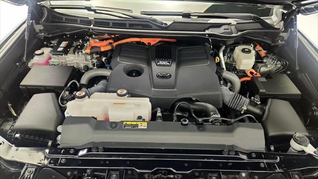 2024 Toyota Sequoia SR5
