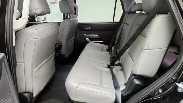 2024 Toyota Sequoia SR5