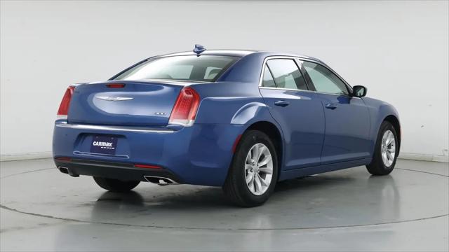 2023 Chrysler 300 Touring