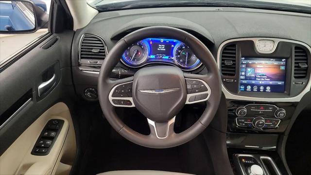 2023 Chrysler 300 Touring