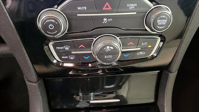 2023 Chrysler 300 Touring