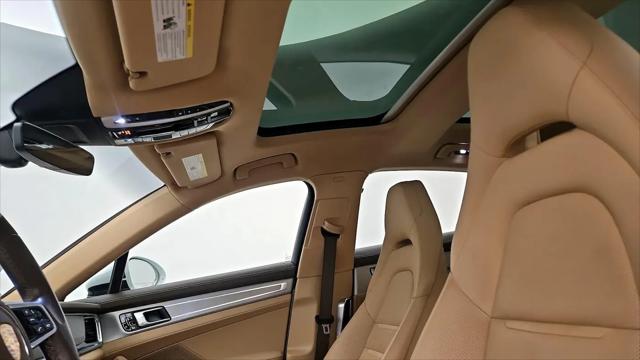 2020 Porsche Panamera Panamera