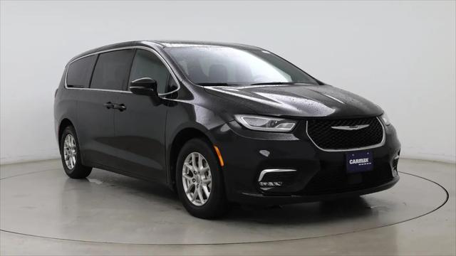 2025 Chrysler Pacifica Select for sale in Huntsville, AL