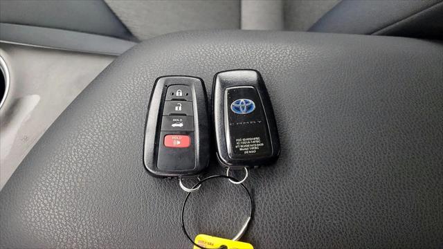 2021 Toyota Camry LE Hybrid