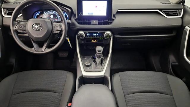 2025 Toyota RAV4 Hybrid LE