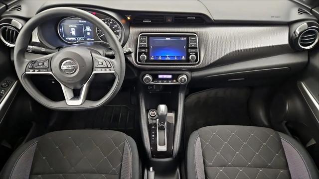 2020 Nissan Kicks SV Xtronic CVT