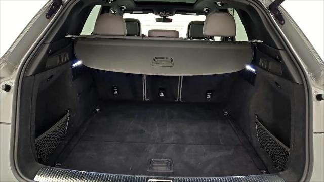 2022 Audi SQ5 Premium TFSI quattro Tiptronic
