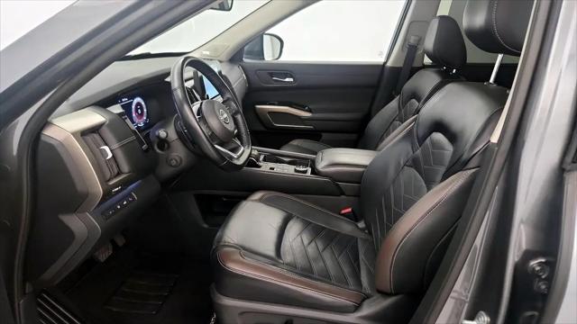 2023 Nissan Pathfinder Platinum 4WD