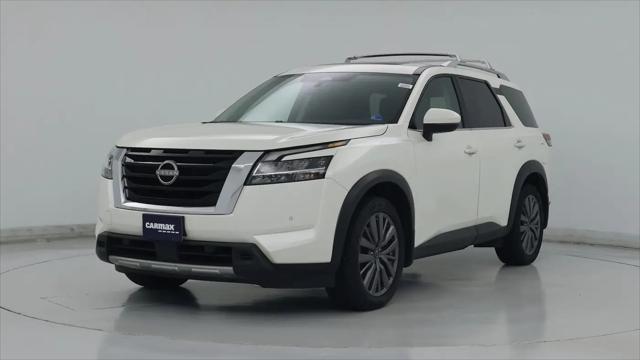 2023 Nissan Pathfinder SL 4WD