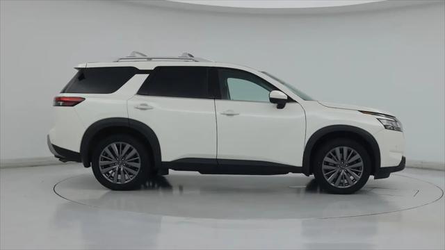 2023 Nissan Pathfinder SL 4WD