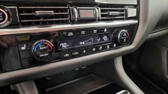 2023 Nissan Pathfinder SL 4WD