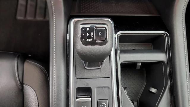 2023 Nissan Pathfinder SL 4WD