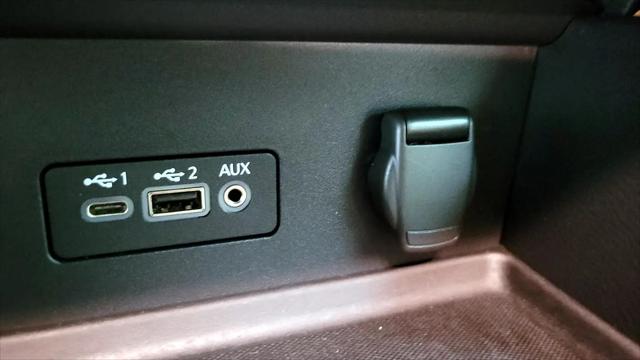 2022 Nissan Sentra SV Xtronic CVT