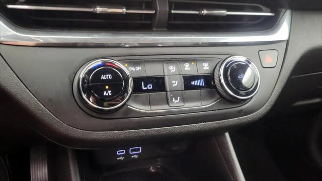 2024 Buick NV Preferred FWD