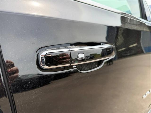 2023 GMC Yukon 4WD SLT