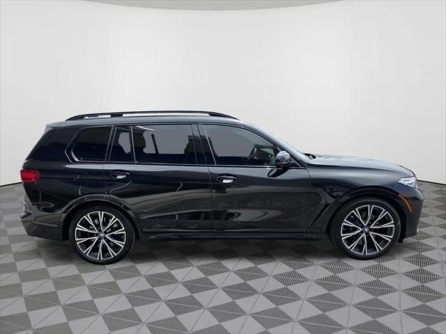 2021 BMW X7 M50i