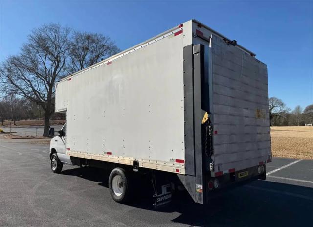 2017 Ford E-450 Cutaway E-450