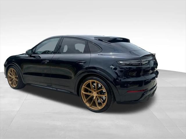 2022 Porsche Cayenne Turbo GT