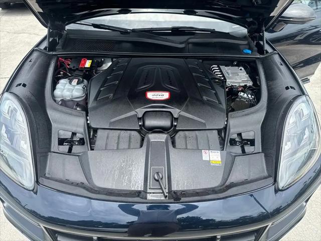 2022 Porsche Cayenne Turbo GT