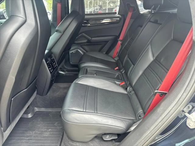 2022 Porsche Cayenne Turbo GT