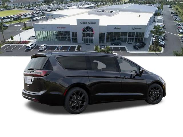 2027 Chrysler Pacifica Limited