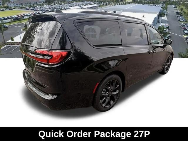 2027 Chrysler Pacifica Limited