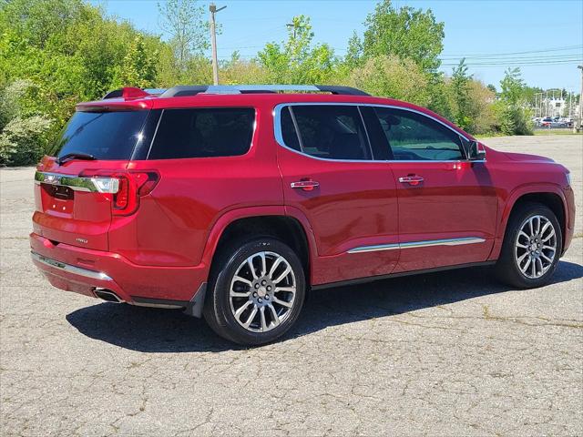 2022 GMC Acadia AWD Denali