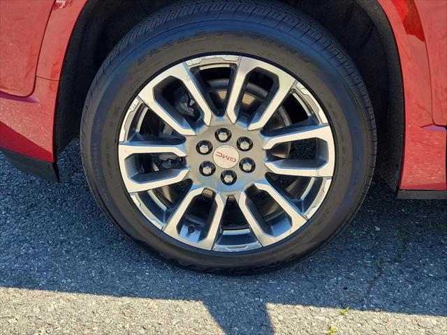 2022 GMC Acadia AWD Denali