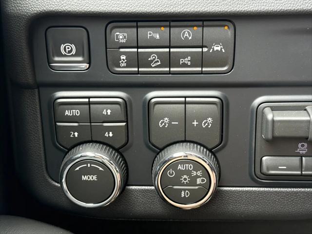 2026 Chevrolet Suburban Premier, 4WD