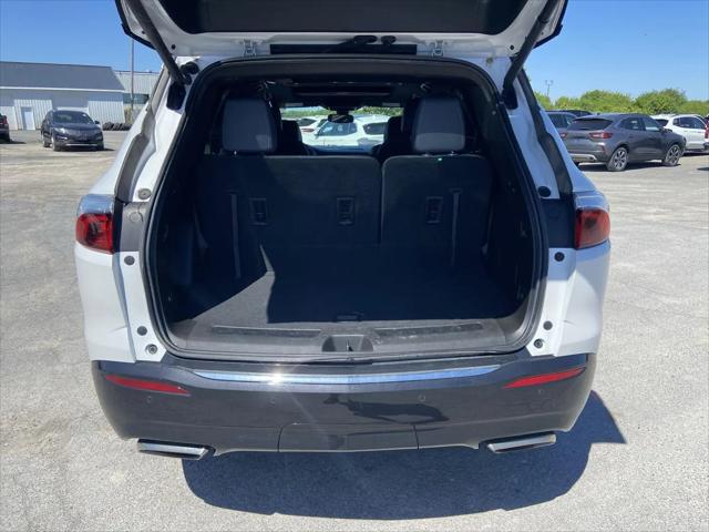 2024 Buick Enclave Essence AWD