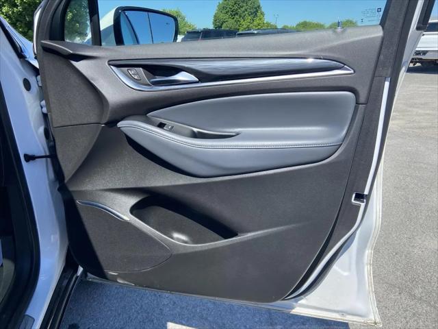 2024 Buick Enclave Essence AWD