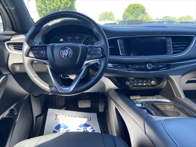 2024 Buick Enclave Essence AWD