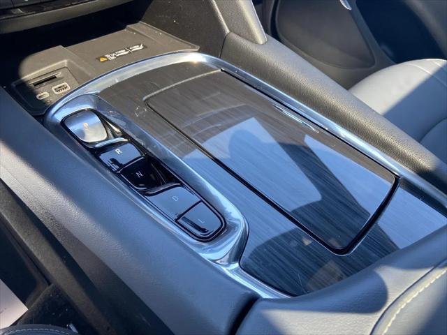 2024 Buick Enclave Essence AWD