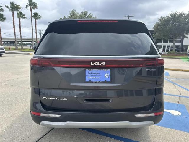 2022 Kia Carnival MPV LX Seat Package