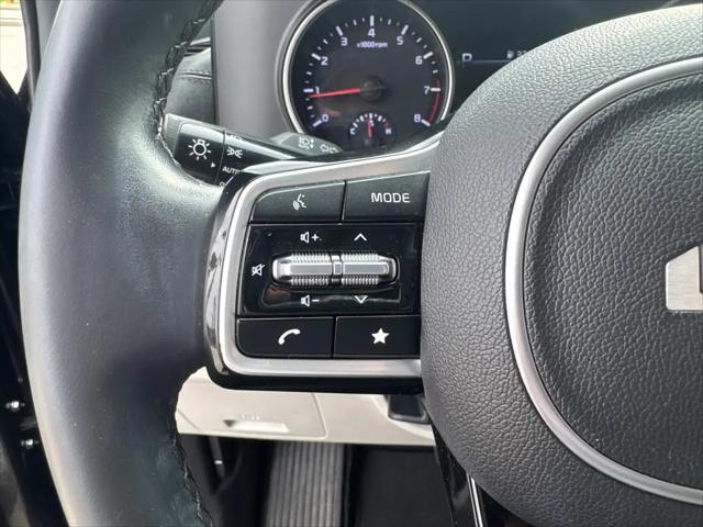 2022 Kia Carnival MPV LX Seat Package