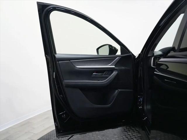 2024 Mazda X-90 3.3 Turbo Preferred