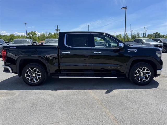2023 GMC Sierra 1500 4WD Crew Cab Short Box SLT