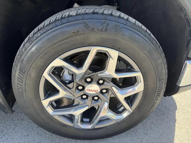2023 GMC Sierra 1500 4WD Crew Cab Short Box SLT