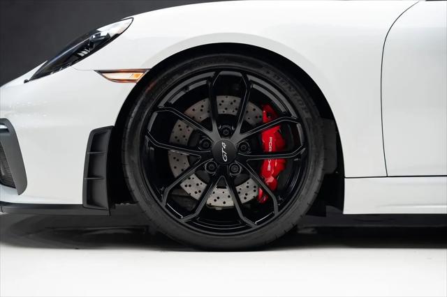 2023 Porsche 718 Cayman GT4