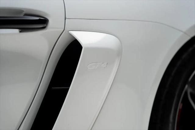 2023 Porsche 718 Cayman GT4