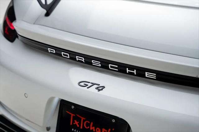 2023 Porsche 718 Cayman GT4