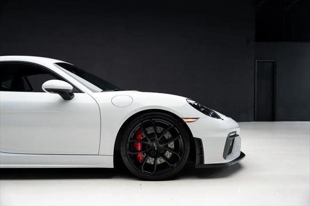 2023 Porsche 718 Cayman GT4