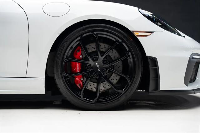 2023 Porsche 718 Cayman GT4
